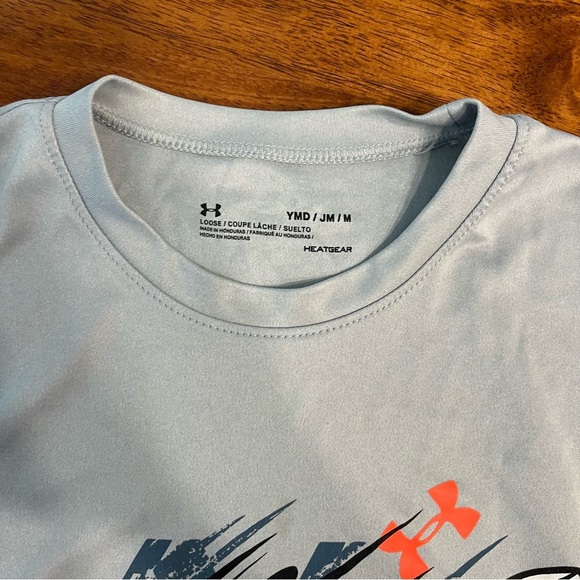 Under Armour boys Sky Blue Orange Graphic Tee hornet wasp size YMD - Picture 2 of 3